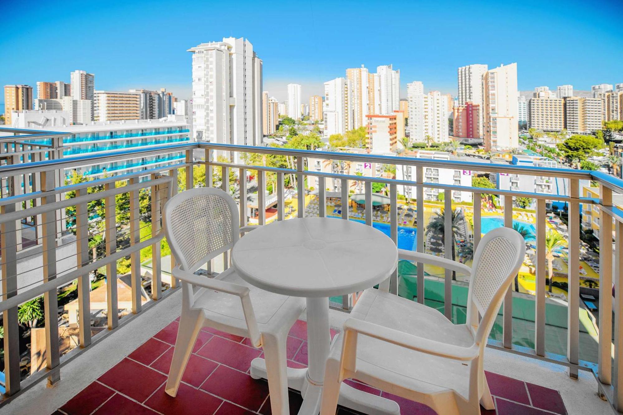 Hotel Servigroup Pueblo Benidorm Zimmer foto