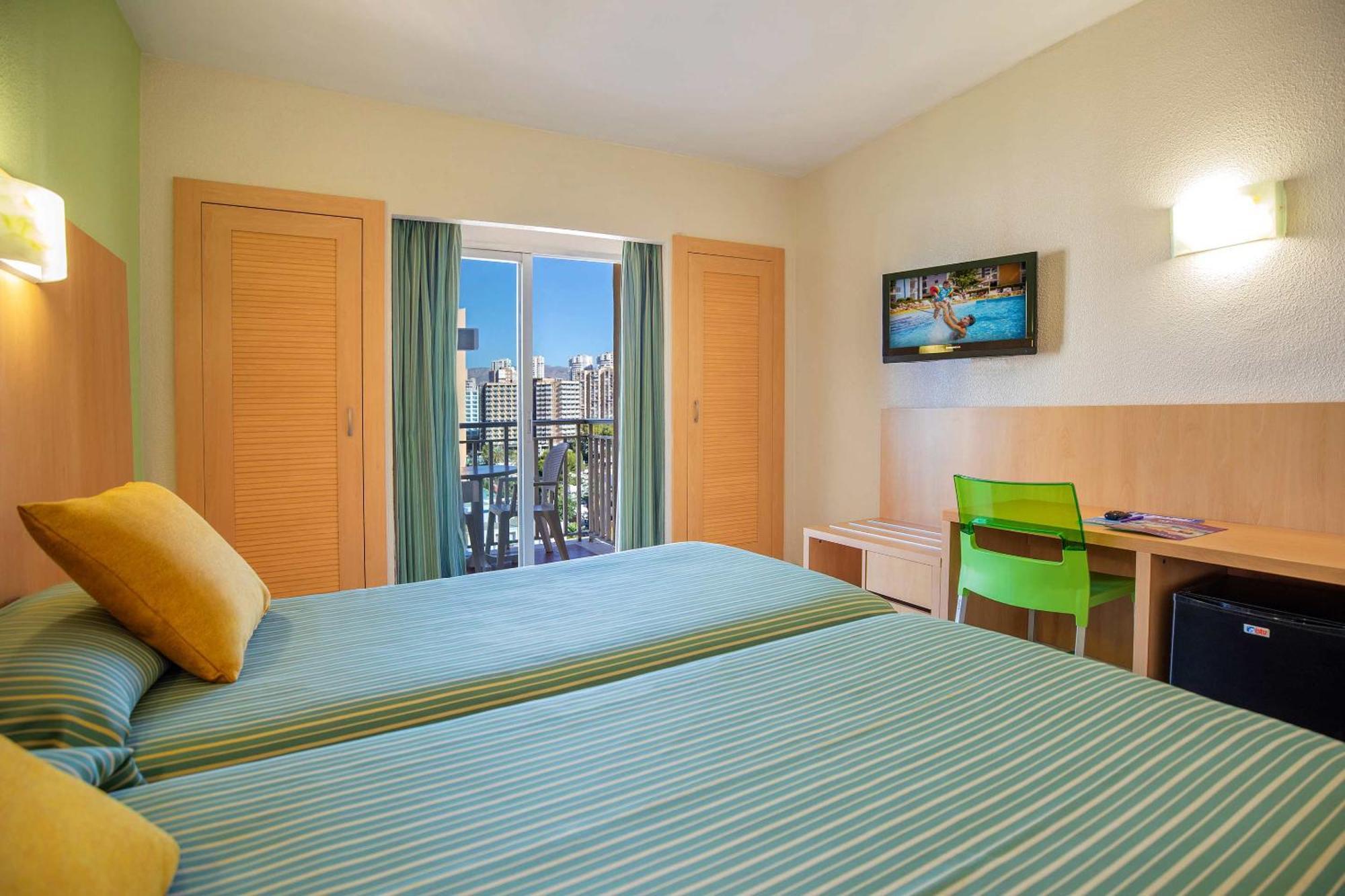 Hotel Servigroup Pueblo Benidorm Zimmer foto